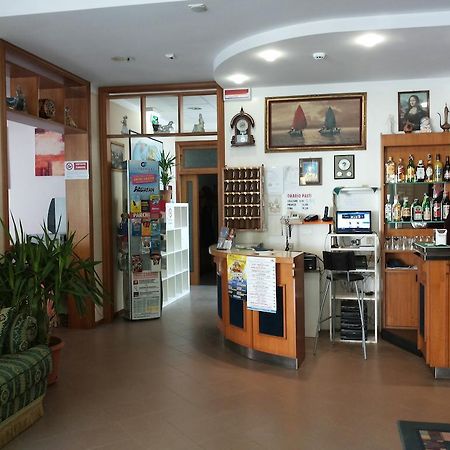 Hotel Cannes Rimini Buitenkant foto