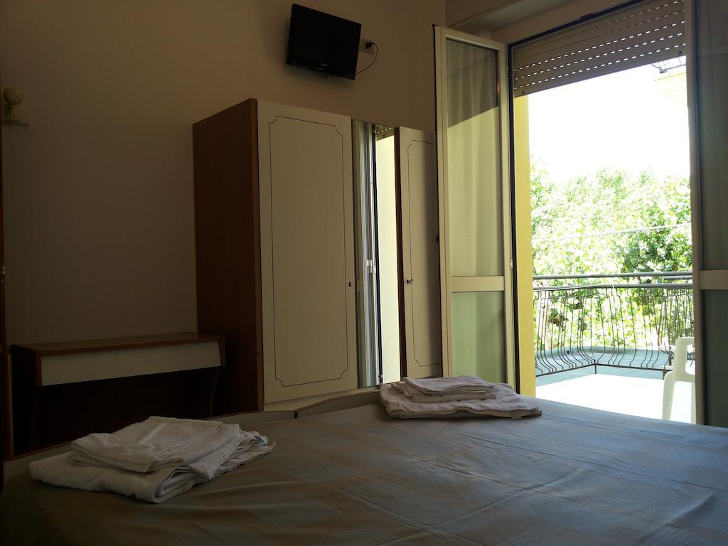 Hotel Cannes Rimini Kamer foto